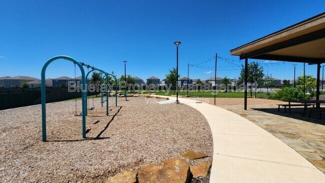 Building Photo - 14374 Palm Ridge