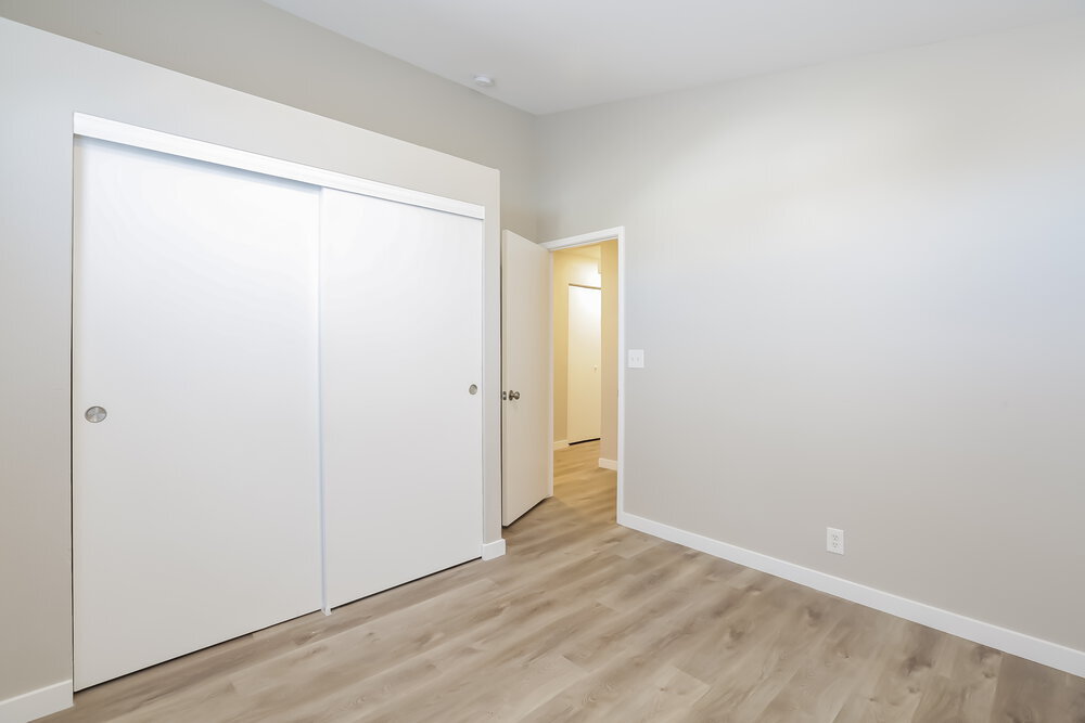 Building Photo - 8253 10 Gallon Ct