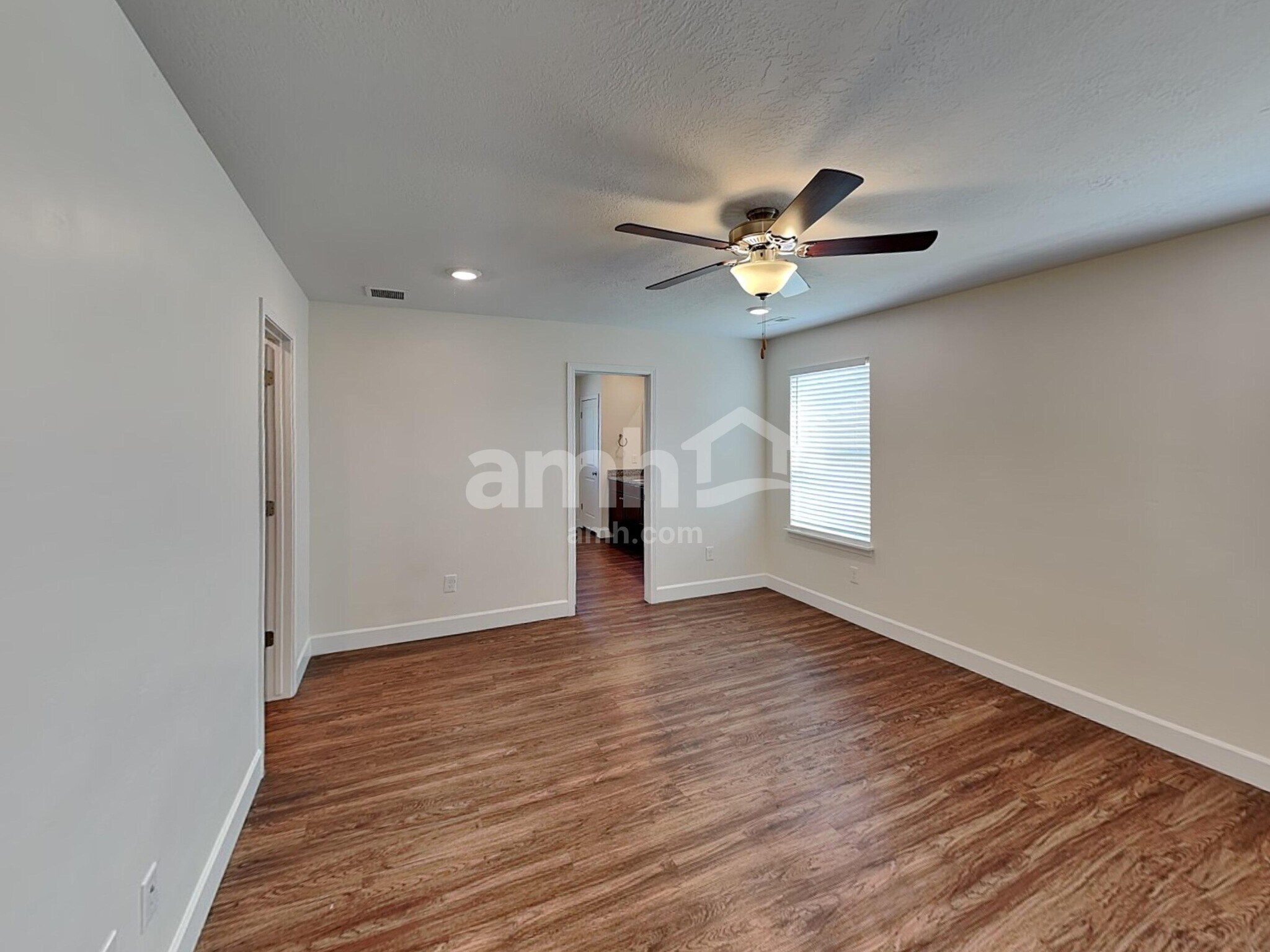 Building Photo - 2360 S Wild Horse Way