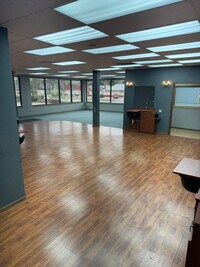 Building Photo - 1207-1211 A Ave E