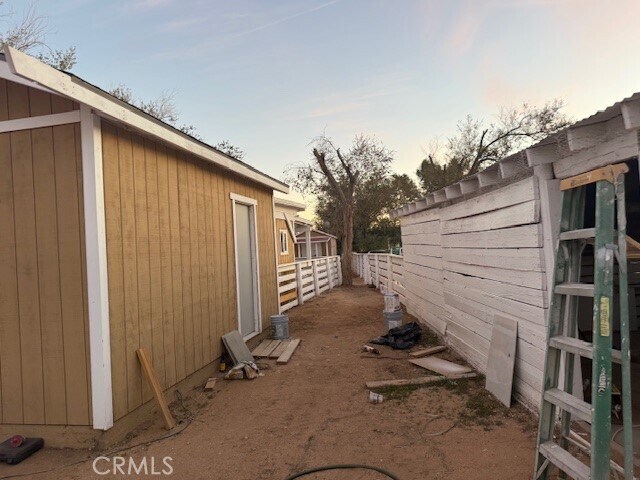 Building Photo - 16100 Navajo Rd