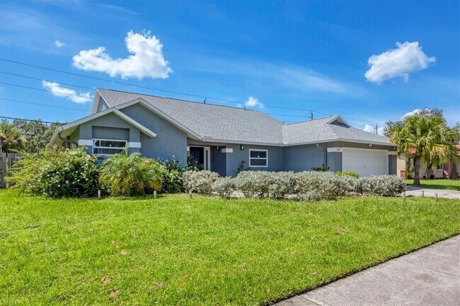 Building Photo - 618 Eastpointe Ct