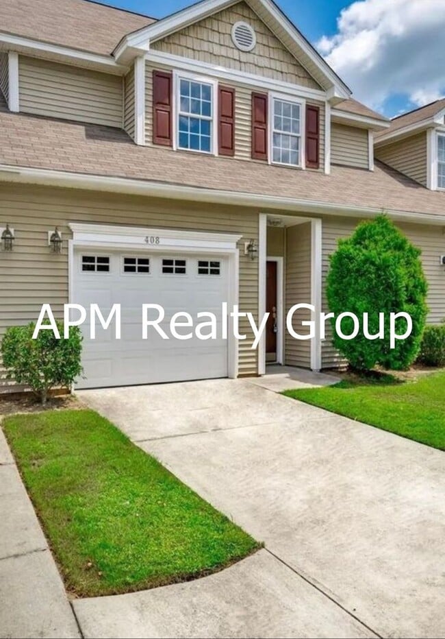 Building Photo - Easly Living Townhome