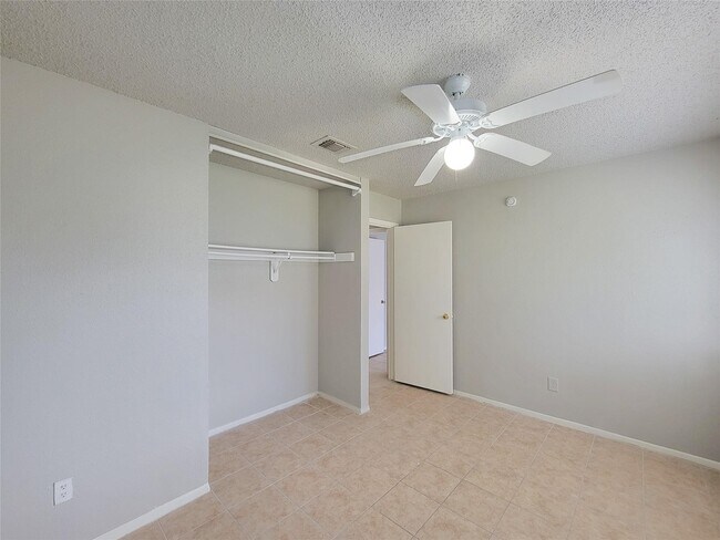 Building Photo - 17706 Glenhagen Ct