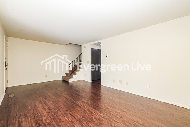 Building Photo - Coming Soon!