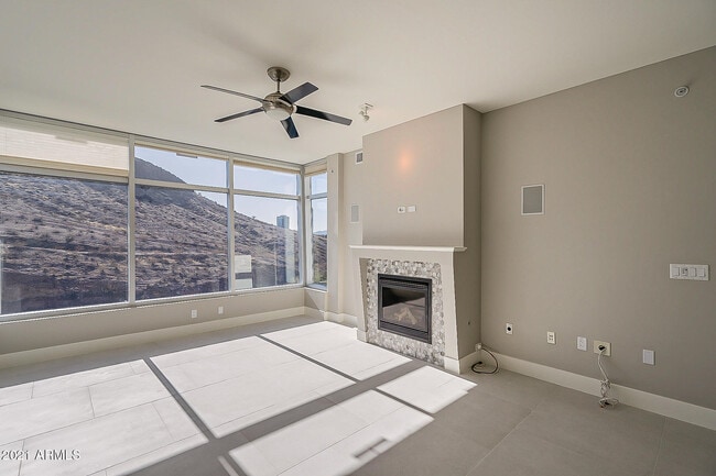 Building Photo - 140 E Rio Salado Pkwy