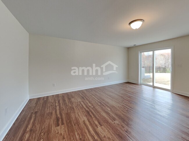 Building Photo - 2200 Brook Enclave Trail