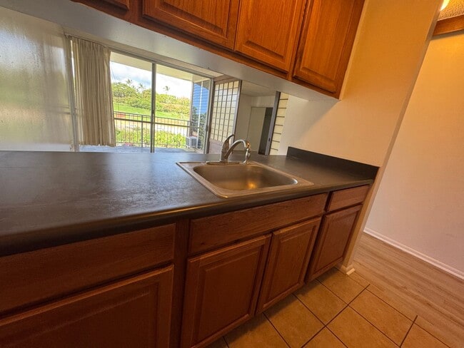 Building Photo - The Highlander Condo in Aiea 1/1/1 Unit #503