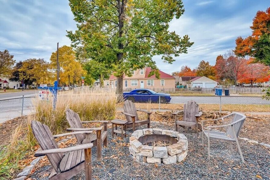 Building Photo - 3405 Minnehaha Ave