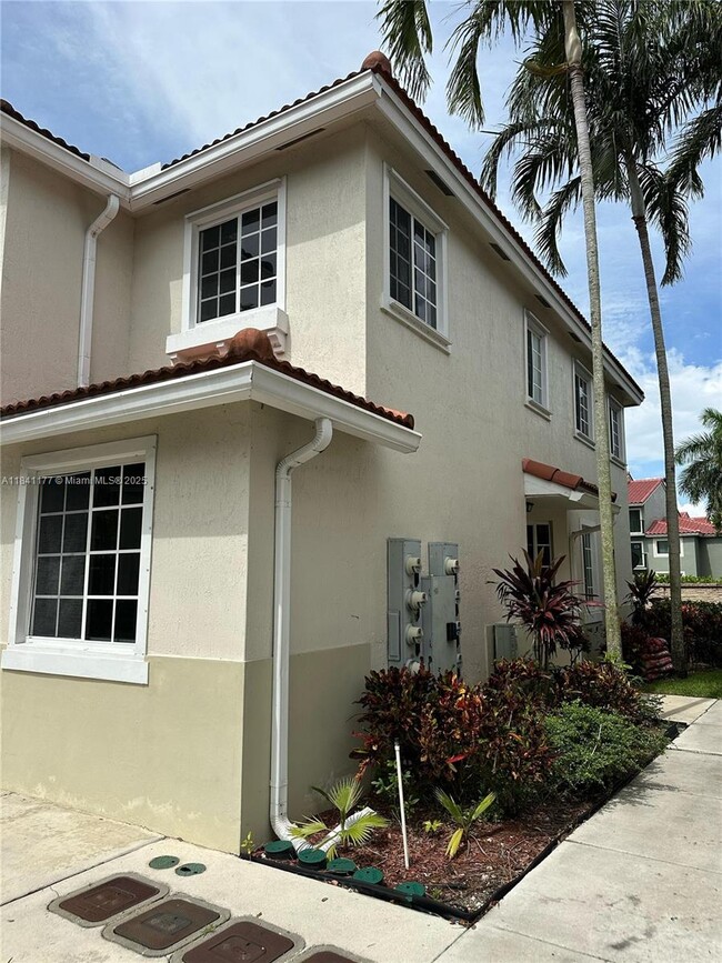 Building Photo - 20901 NW 14th Pl