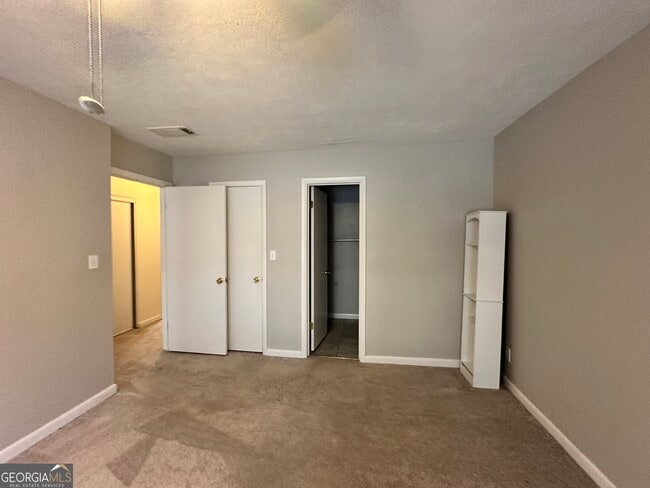 Building Photo - 307 Adair St