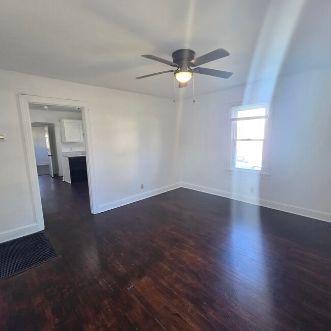 Building Photo - 168 Myrtle Ave