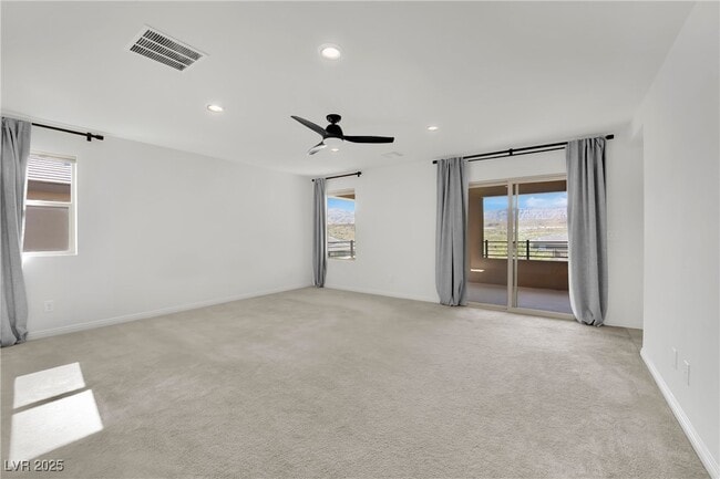 Building Photo - 945 Glenhaven Pl