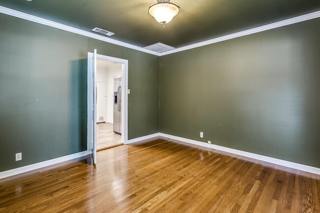 Building Photo - Ready for New Students- 2 Bed, 1 Bath Tudor Home Minutes from TCU- 76109