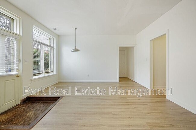 Building Photo - 505 N Greensboro St