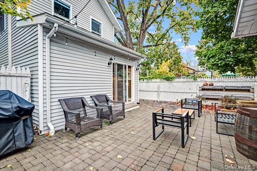 Building Photo - 43 Bruen Pl