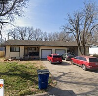 Building Photo - 503/505 Holly Lane, Newton