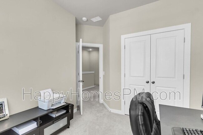 Building Photo - 1041 Old Cypress Run
