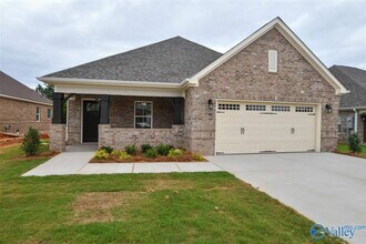 Building Photo - 113 Gary Allen Blvd