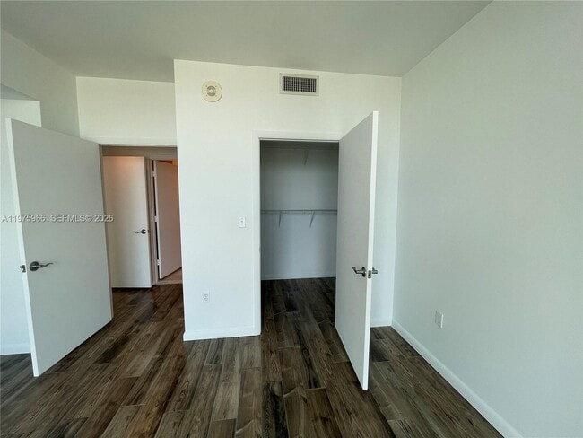 Building Photo - 253 NE 2nd St