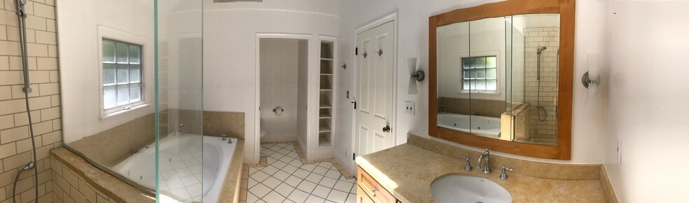 En Suite Bathroom w Toilet Closet - 325 S Berkeley Ave