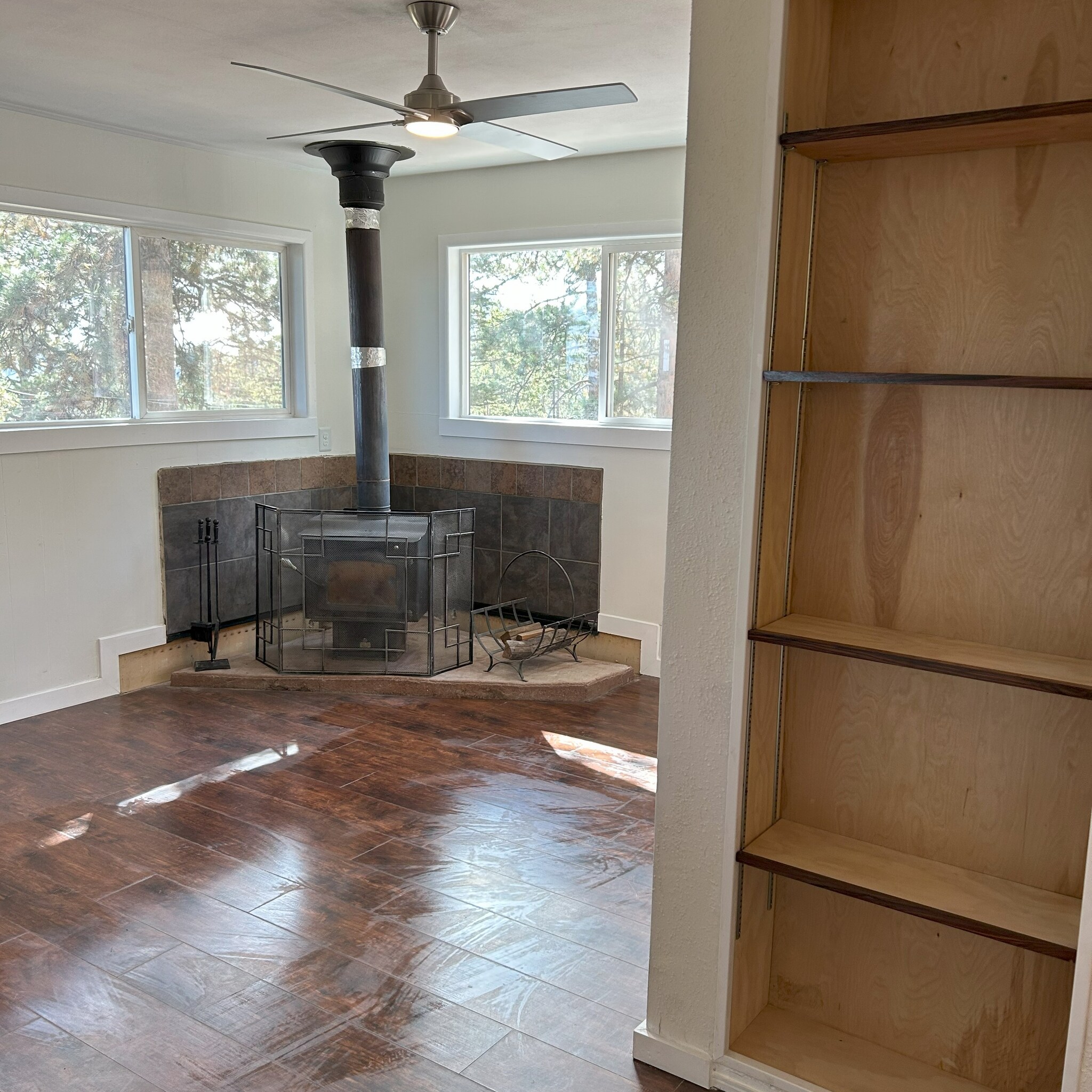 Building Photo - 11785 Vonnie Claire Rd