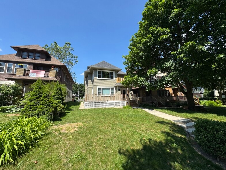 Front Overall - 4481 N Frederick Ave