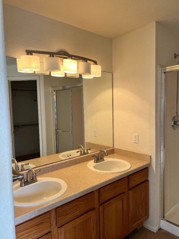 Building Photo - 1430 Morningside Dr