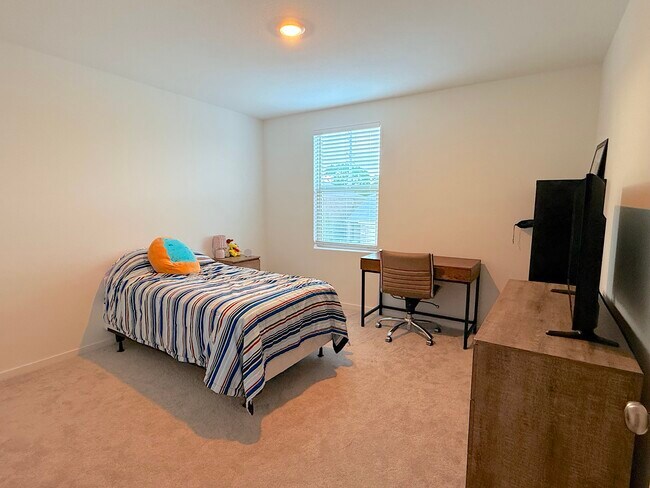 Building Photo - 241 Adelina Dr