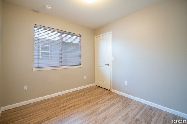 Building Photo - Available now!  Updated 4-bedroom, 2.5-bat...