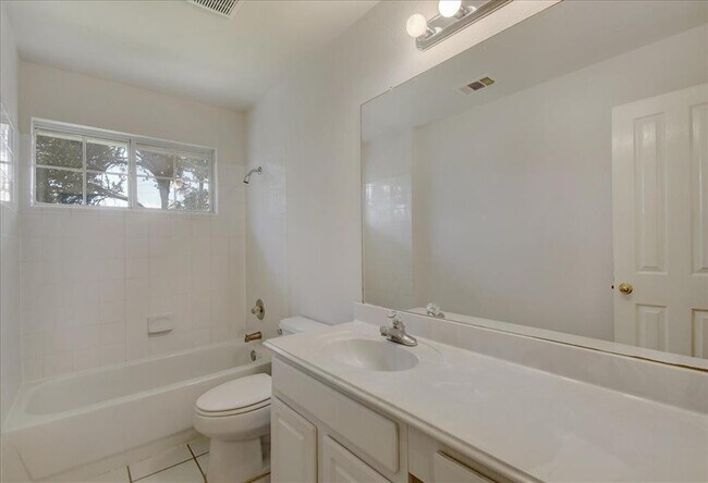 Building Photo - 2437 Cloud Peak Ln