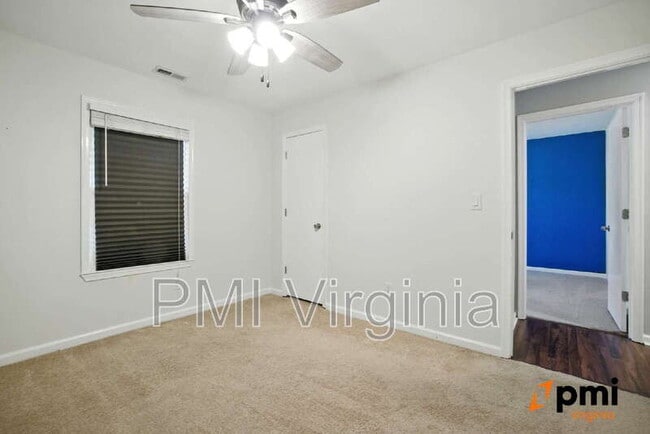 Building Photo - 4052 Peridot Dr