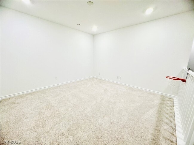 Building Photo - 356 Rosefinch St