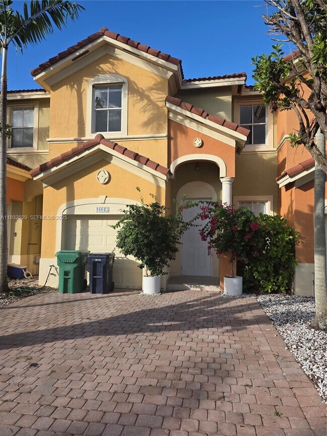 Building Photo - 16643 SW 80th Terrace