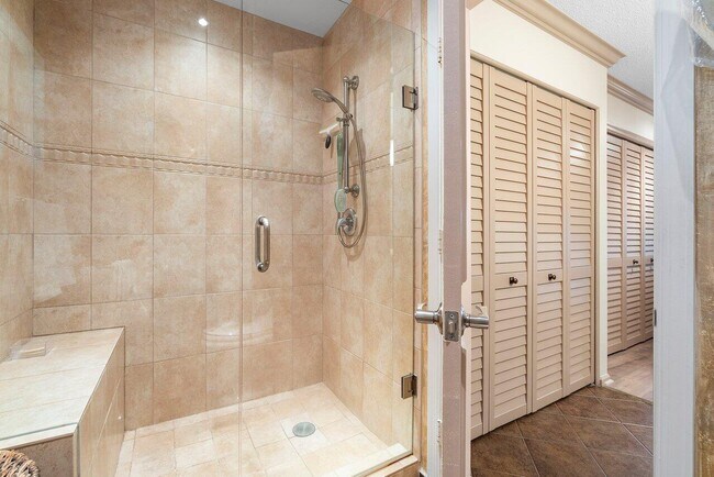 Building Photo - 3843 N Quail Ridge Dr