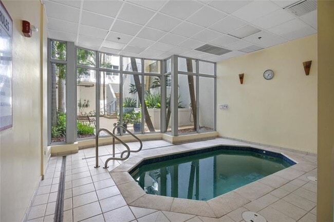 Building Photo - 1830 Radius Dr