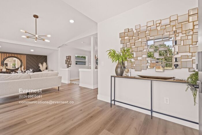 Building Photo - 5908 S Manhattan Ave