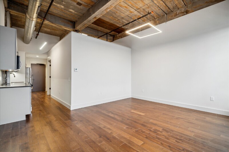 Building Photo - 173 W Berks St