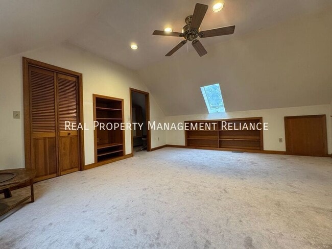 Building Photo - 38 Kimball Ave