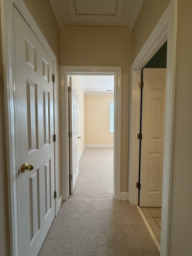 Building Photo - 101 Patrick Dr