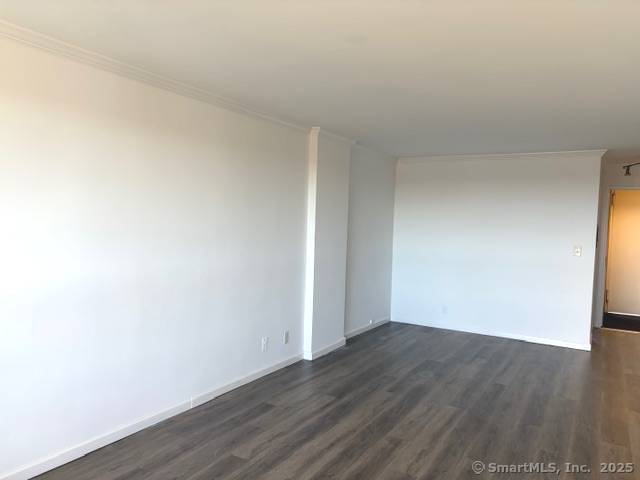 Building Photo - 91 Strawberry Hill Ave