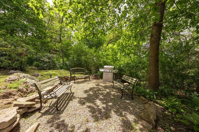 Building Photo - Winter Rental: Tidebend – Exceptional 6-Be...