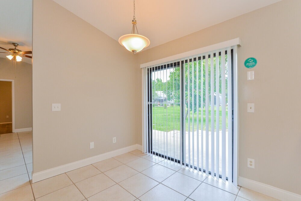 Building Photo - 10119 Pink Carnation Ct