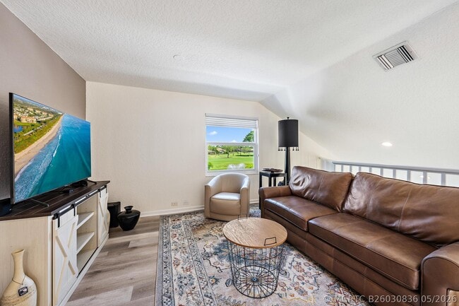 Building Photo - 8232 Heritage Club Dr