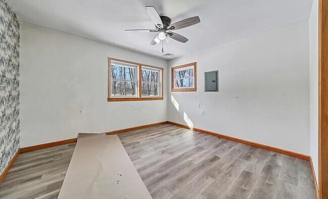 Building Photo - 204 Stony Ford Rd