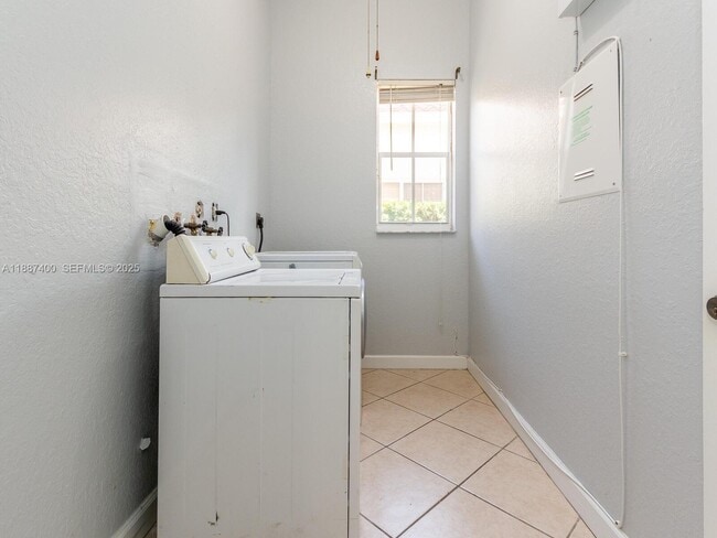 Building Photo - 16230 SW 36th St