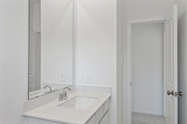 Building Photo - 17754 Pansy Heron Trl