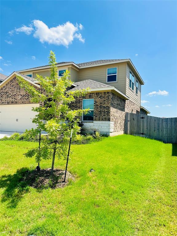 Building Photo - 14025 Heartland Dr