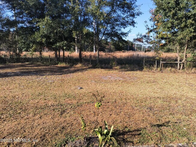 Building Photo - 6781 Plum Lake Dr N