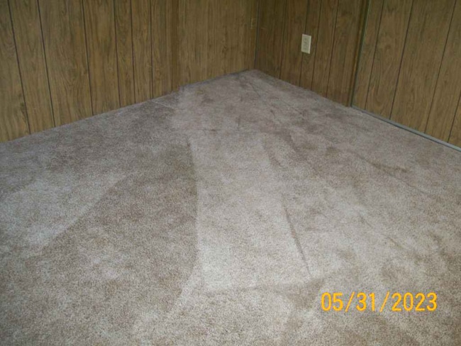 Building Photo - 13 Travertine Ln